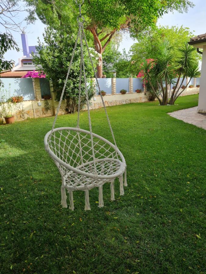 Gentarrubia Bed & Breakfast Capoterra Bagian luar foto