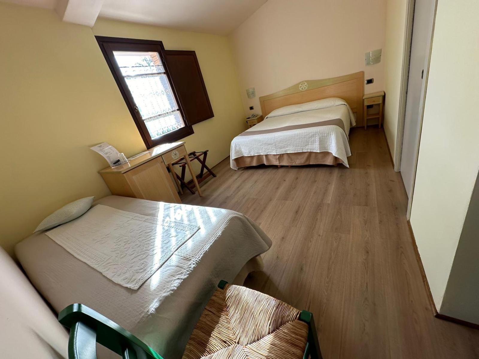 Gentarrubia Bed & Breakfast Capoterra Bagian luar foto