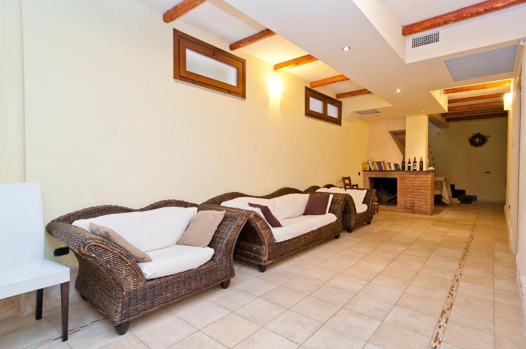 Gentarrubia Bed & Breakfast Capoterra Bagian luar foto