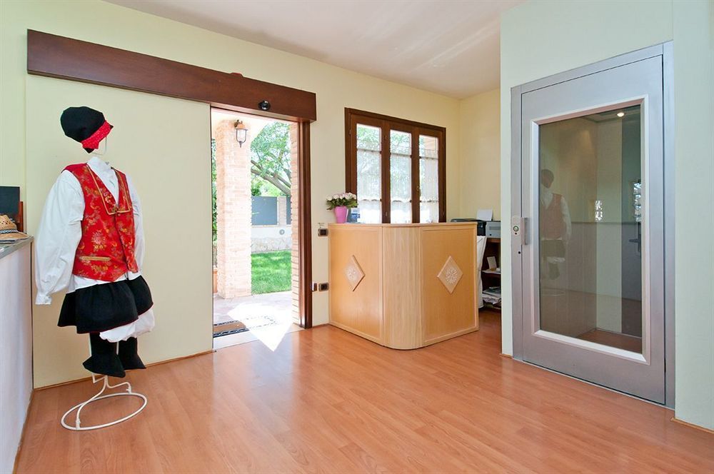 Gentarrubia Bed & Breakfast Capoterra Bagian luar foto