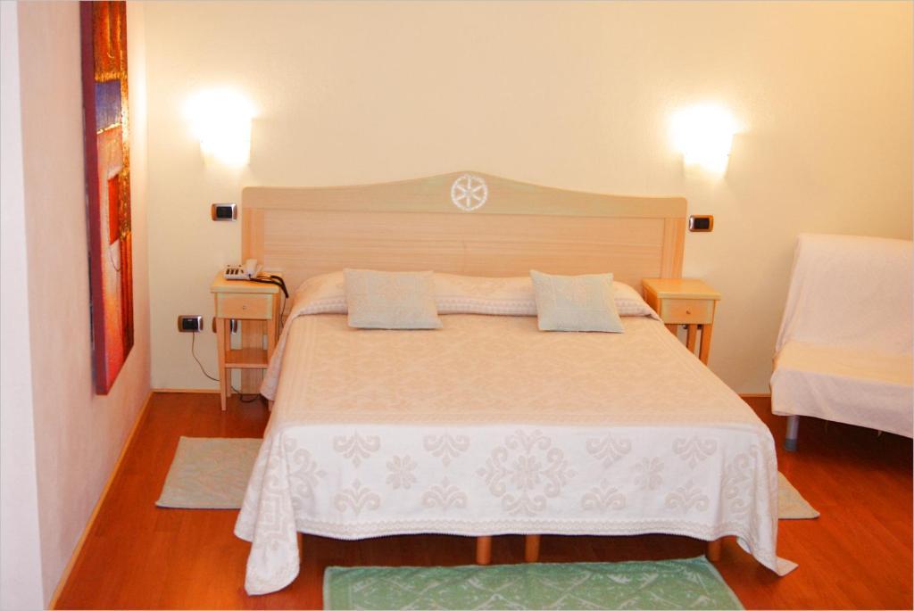 Gentarrubia Bed & Breakfast Capoterra Bagian luar foto